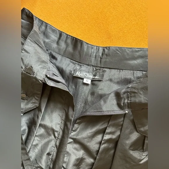 Geoffrey Beene - Picture 2 of 2